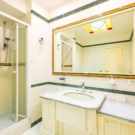 Apartament Luxury Toledo 22 By Napoliapartments Neapol