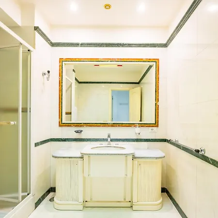 Luxury Toledo 22 By Napoliapartments Apartament Neapol